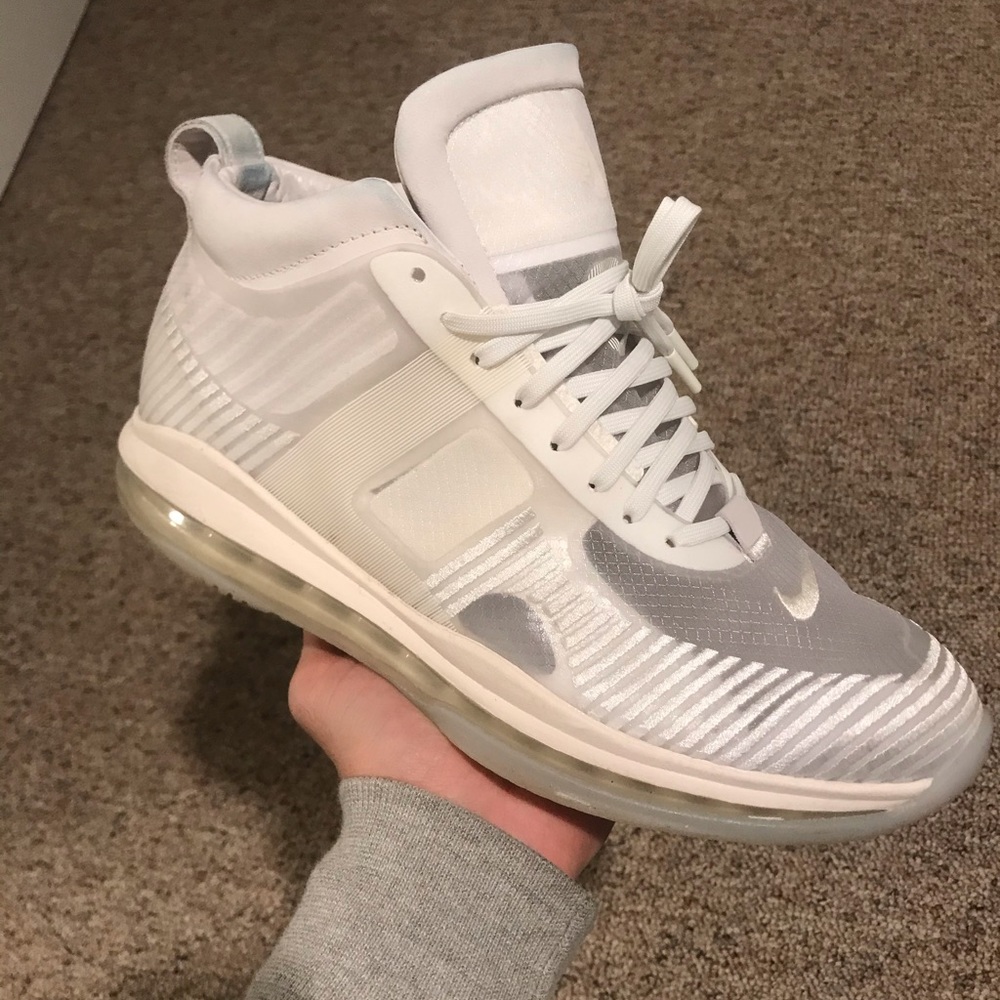 Nike X John Elliot icon